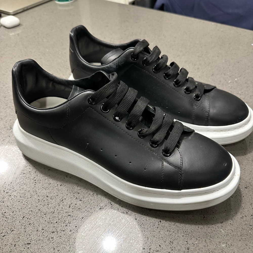 Alexander McQueen Oversized Larry Shoe